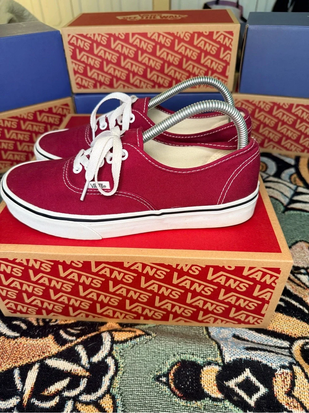 Gently Worn Vans Color Theory Authentics Rhododendron Men 8/Women 9.5